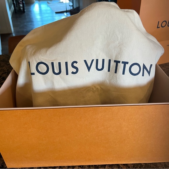 Louis Vuitton on my side MM bag - Picture 3 of 5